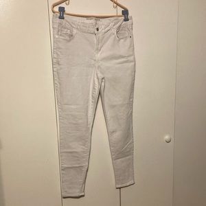 Old Navy Rockstar Mid-Rise Women’s Size 14 Bright White Color